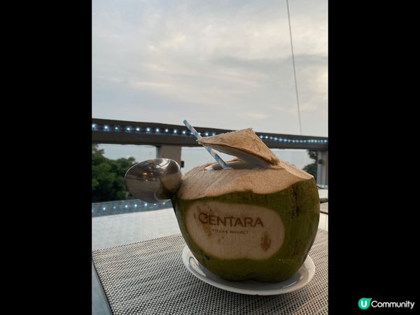 第一次到泰國布吉，首先有golf車接送我地到villa連行李...