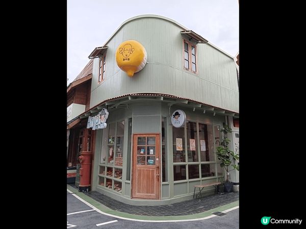 在泰國芭堤雅，我從酒店出發，駕駛電單車前往春武里新景點日本都...