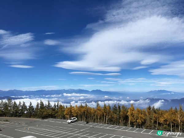 去日本富士山五合木旅行，沿途風景好靚，紅葉開到成山都係