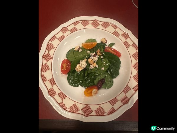 80s風餐廳 每個個仲有pasta refill同埋staf...