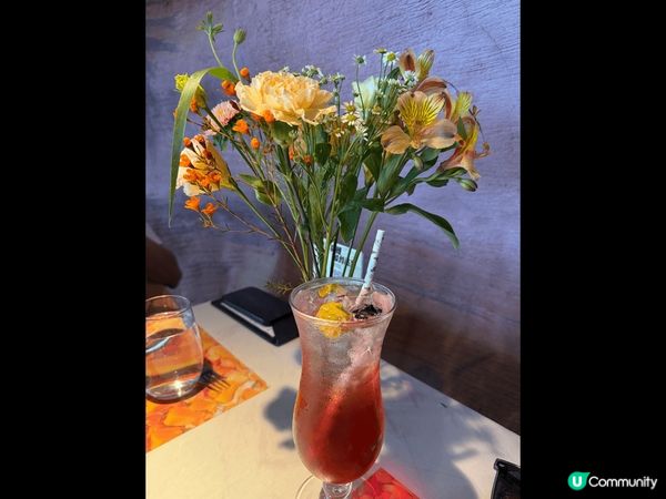 深圳寶安區歡樂港灣商場「遇見花瓣」，打卡一流，食物亦不錯，商...