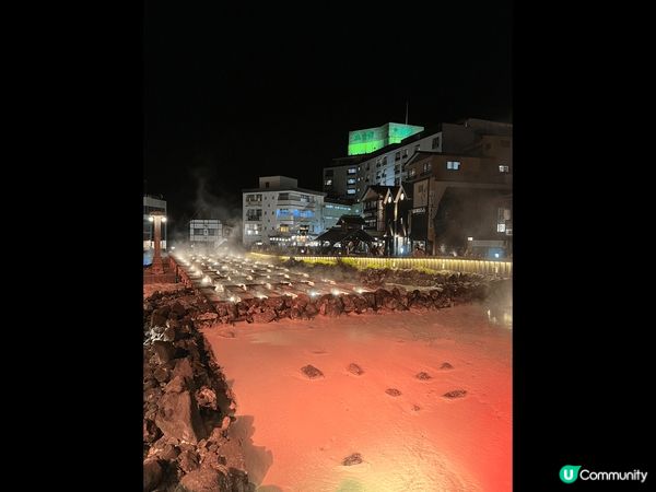 草津温泉，日本最出名三大温泉之⼀，獨特嘅溫泉水源，超級有特色...