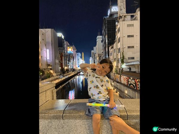 大阪天王寺動物園好適合小朋友去參觀，夜晚嘅道頓堀景色真係好靚...