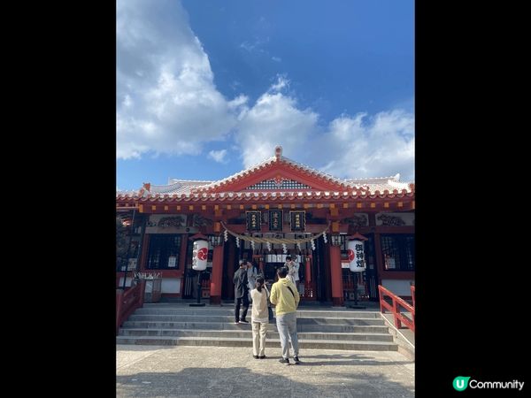 波上宮位於沖繩那霸市，係琉球八社中唯一靠海的神社，係波之上海...