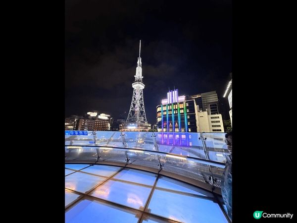 名古屋必去係水族館，可以親身近距離見到企鵝漫步，好可愛，另外...