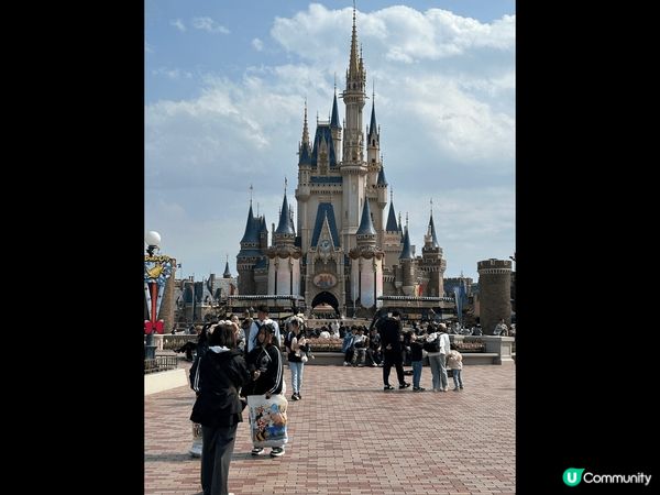 東京廸士尼令大人同小朋友都玩得好盡興，有好多打卡位、精品也很...