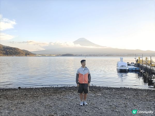 橫濱高達，忍野八海和河口湖富士山風景壯觀，而且附近店鋪有不同...