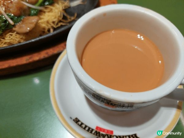 最簡單的食物亦是最考驗廚師的功夫，好像這碟羅漢齋炒麵，麵底要...