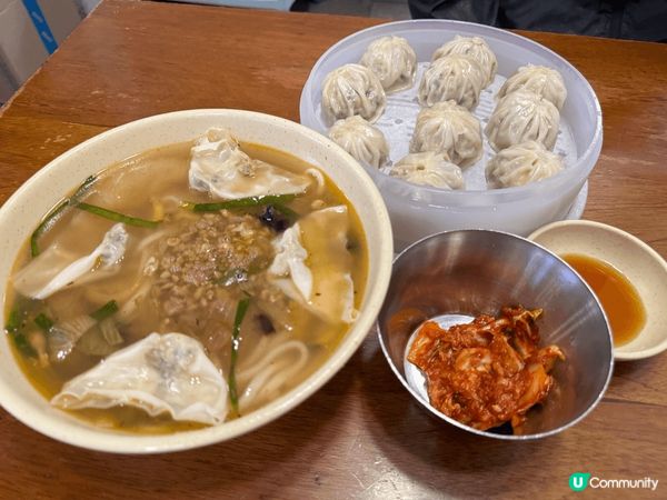 這間是米芝蓮推介，雖然在首爾旅遊區，但性價比超高，小籠包真係...