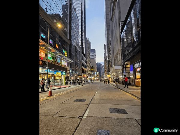 國慶日封路之馬路體驗！配上漂亮的天空！值得打卡留念?