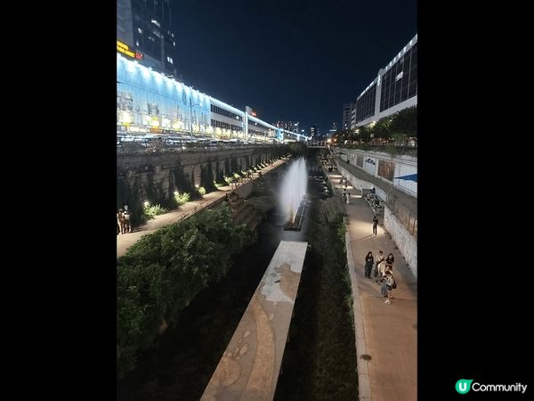 諗往試下夜晚去東大門，因為據聞店舖關得很晚，結果錯過了現正舉...