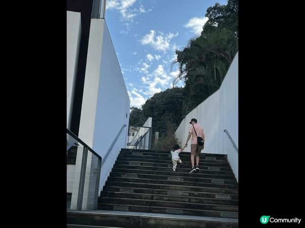 清幽環境，下層係兒童遊樂區，親子好去處