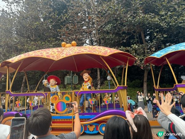 當然係迪士尼，去亞迪士尼泊爾的同小朋友都咁開始，好玩，必去之...