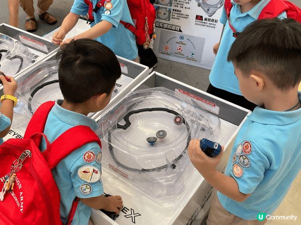 喜歡坑口東港城有免費陀螺試玩，試玩完仲有得免費拎走一個陀螺，...