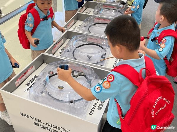 喜歡坑口東港城有免費陀螺試玩，試玩完仲有得免費拎走一個陀螺，...