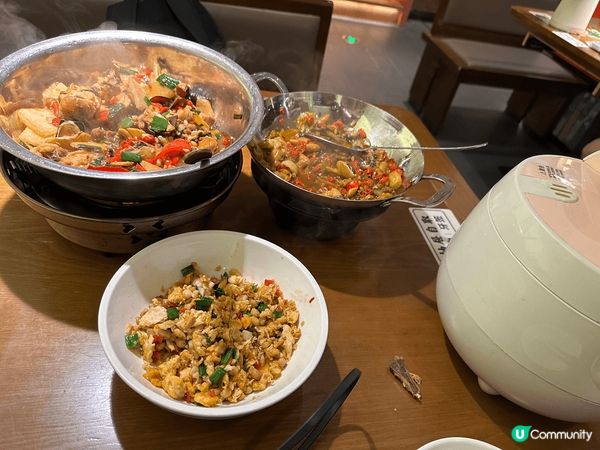 尖沙咀柏麗大道，有好多本地漫畫家公仔可以打卡，打完卡行完九龍...