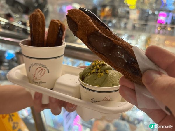 葵廣Bunny Churros 個開心果雪糕?? 都幾好味?...