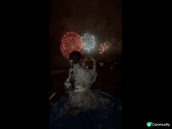 熱海花火大會，一年四季都有。而且落雨都會照舉行，地點算方便旅...