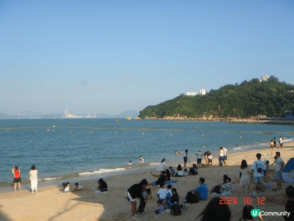 這裏是長洲，充滿人情味同香港特色的小漁村，近年來都增添不同種...