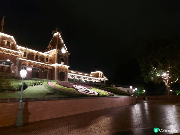 這三個景點，我都是跟朋友或家人去的。令我覺得它們獨特的原因並...