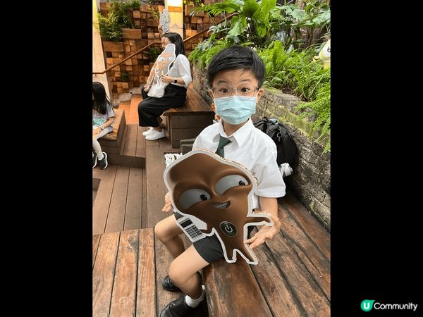 我哋去咗灣仔識碳館同大嘥鬼打卡，入邊可以學到好多減少廢物知識...