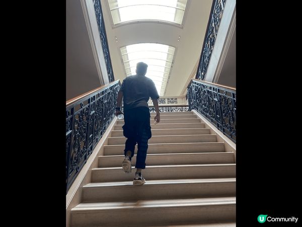 呢度係台南既奇美博物館，用左歐式建築黎建成，四周環境極之優美...