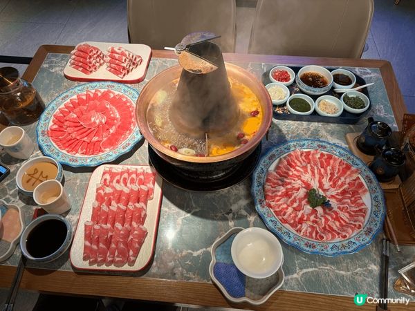 最鍾意食羊肉火鍋，?緊冬天，又暖又補身，，當然唔少得炸蝦。