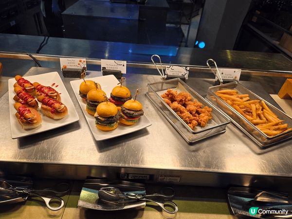 薈景萬聖節為題的自助餐，海鮮美味，款式又十分多，值得推介