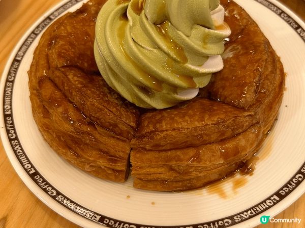 綠茶控必食之選，放假就放肆一下。Komeda 咖啡店?綠茶t...