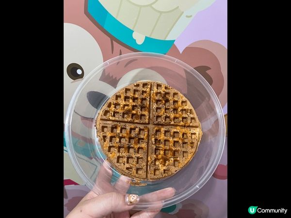 格仔餅就是能代表港式食物，而冷麵就每個人在讀書時期都會去買黎...