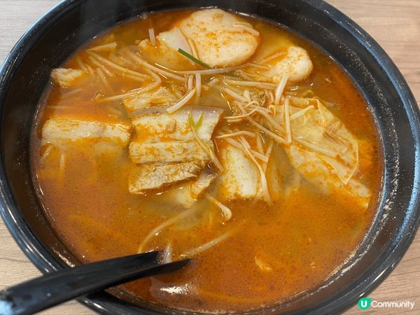 譚仔三哥腩肉蝦餅砂砂湯米線,嘉年華酒樓燒味拼盤(切雞,乳豬,...