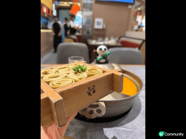 最近出現一股熊貓熱潮,北上消費時特別選了這間熊貓為主題的火鍋...