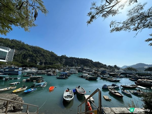 油塘鯉魚門碼頭！ 秋高氣爽，約埋三五知己一起四圍遊，首選油塘...