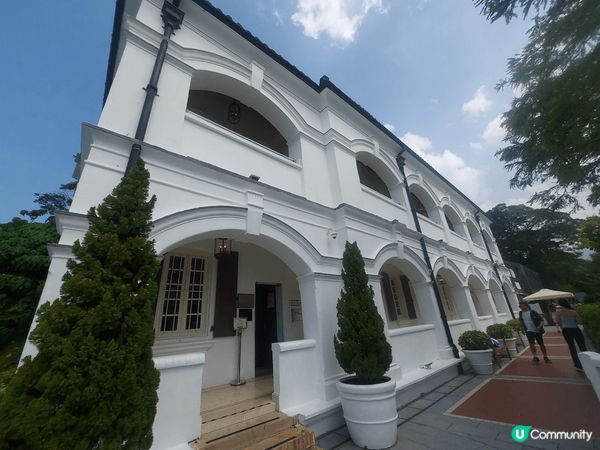 大澳文物酒店，是第一批政府的活化古蹟，由警署活化成為酒店，保...