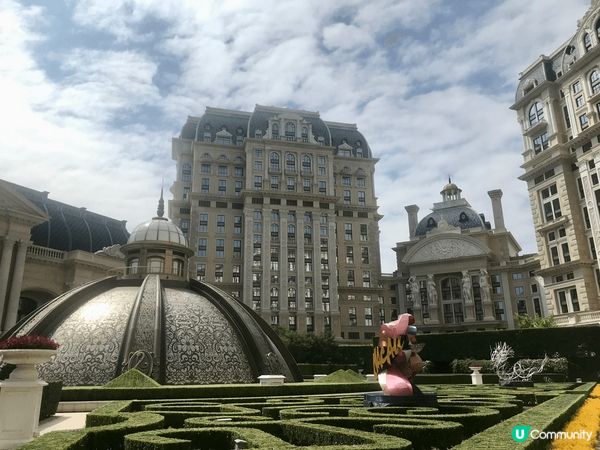 位於澳門?仔的上葡京酒店，可說是內外兼備，古堡式的裝橫，充滿...