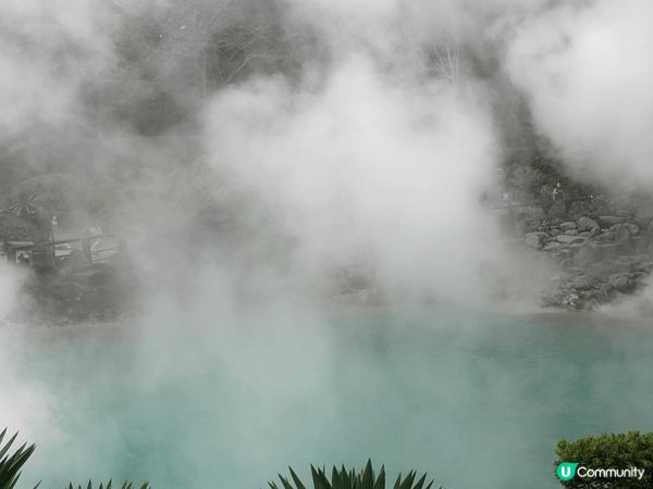 日本?府地獄，主睇?泉，要比入場費，不過有個浸腳的?泉水，大...