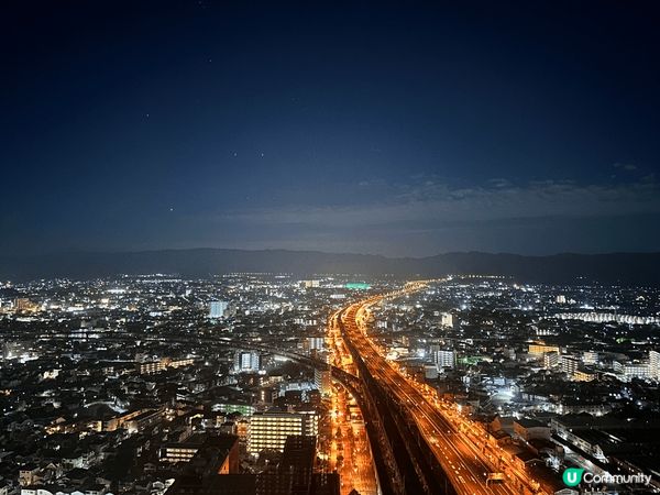 臨空城的日與夜