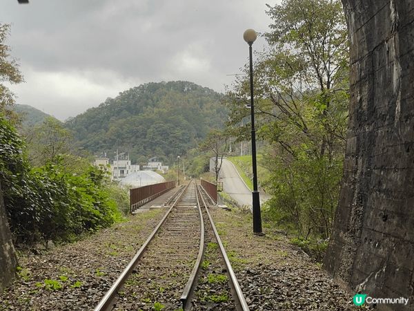 呢個係位於韓國江村鐵路 鍾意佢?原因，係因為佢遠離城市 同朋...