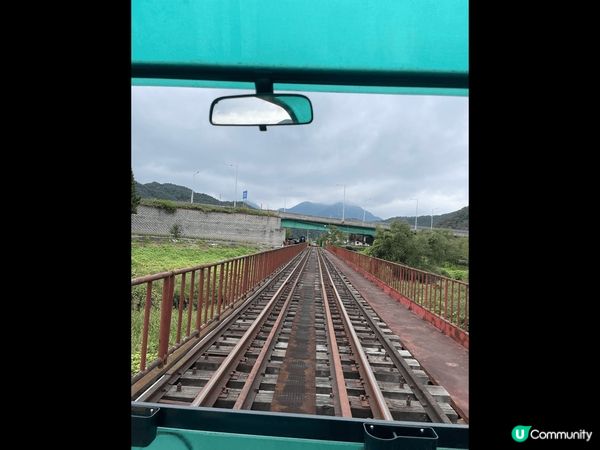 呢個係位於韓國江村鐵路 鍾意佢?原因，係因為佢遠離城市 同朋...