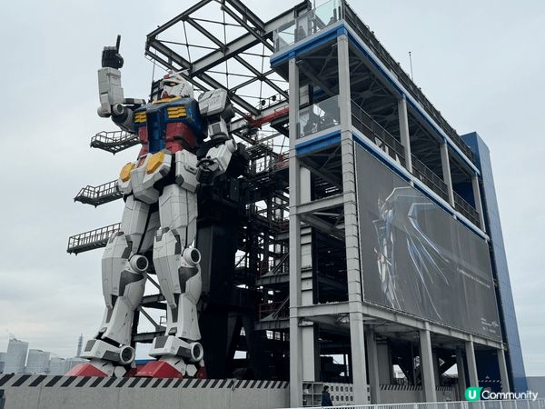 高處飽覽日本涉谷，遠望高達，住在日暮里，環境清靜，舒服自在