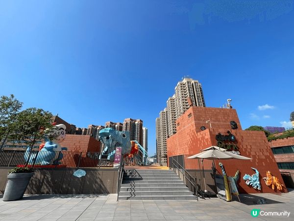 陪小朋友到恐龍公園放電時, 路經帝都酒店途中, 見到這幾隻配...