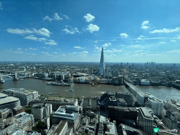 這是倫敦的Sky Garden. 它高160米,在英國,甚至...