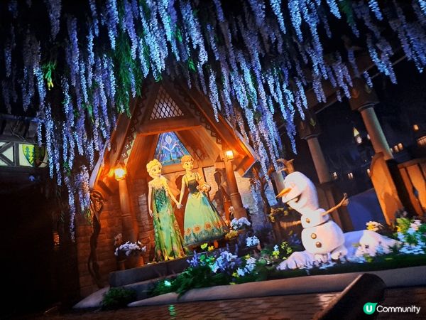 我和好朋友?祝生日,挺喜?香港迪士尼,感?很?切,