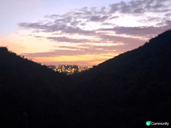 行山照片，去到梧桐寨瀑布，當瀑布流水衝下來的時候，感到身心非...