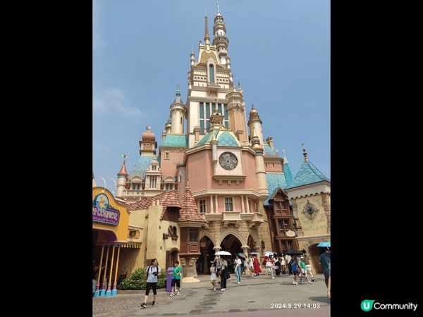 香港迪士尼樂園的建築物，給女孩一個公主夢?????♂?