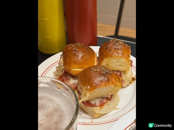 最近都非常熱門?開心果豆腐花店舖：研香，其實除?開心果系列之...