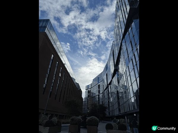 5年後重遊倫敦，地點依舊，人物事早已改變。閑逛泰晤士河河畔，...