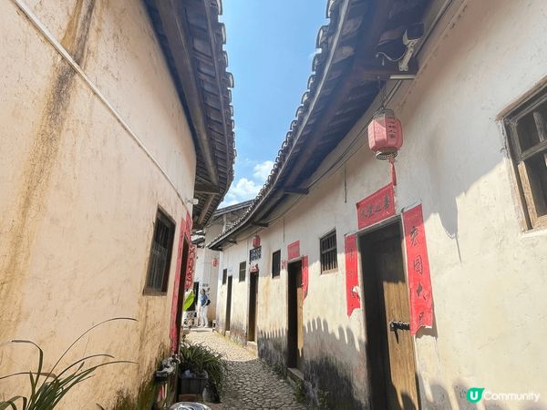 「新豐嶺南紅葉世界」入住獨立別墅星空玻璃房，在天空之境拍照，...