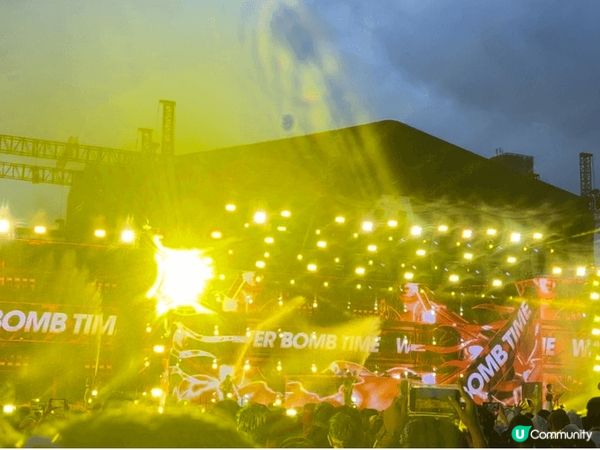 睇show穿搭及妝容🎤