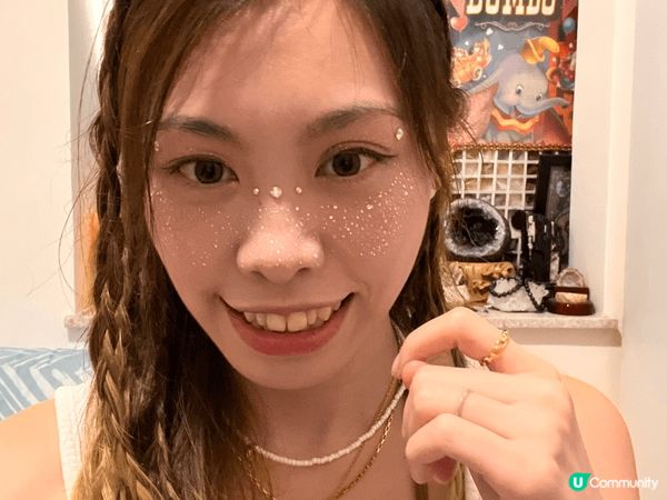 睇show穿搭及妝容🎤